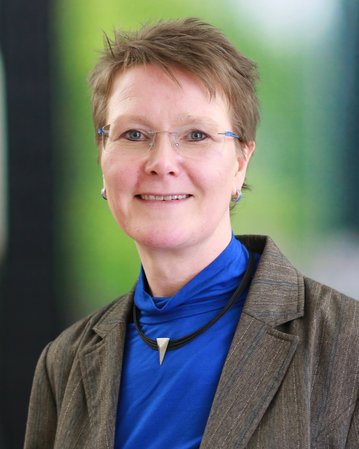 Anja Müller, Schulleiterin
