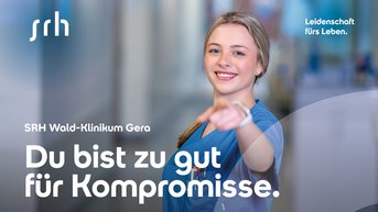 Eine lächelnde Krankenschwester in blauer Uniform zeigt mit dem Finger auf den Betrachter. Text: "Du bist zu gut für Kompromisse."