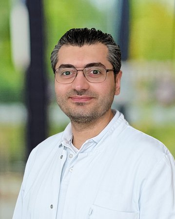 Ayham Alshihabi ist Oberarzt in der Klinik für Augenheilkunde am SRH Wald-Klinikum Gera